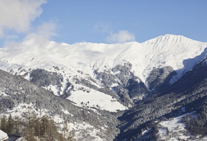 Люкс Superior, Ecrin Blanc Resort Courchevel   Aquapark
