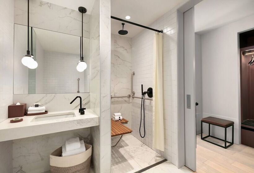 Номер Стандарт 2 Двуспальные Кровати, Indigo   Williamsburg   Brooklyn, An Ihg