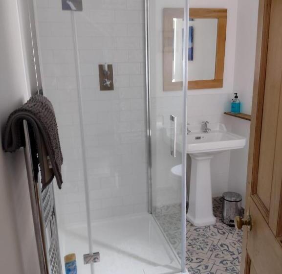 Номер Deluxe, Millpool House