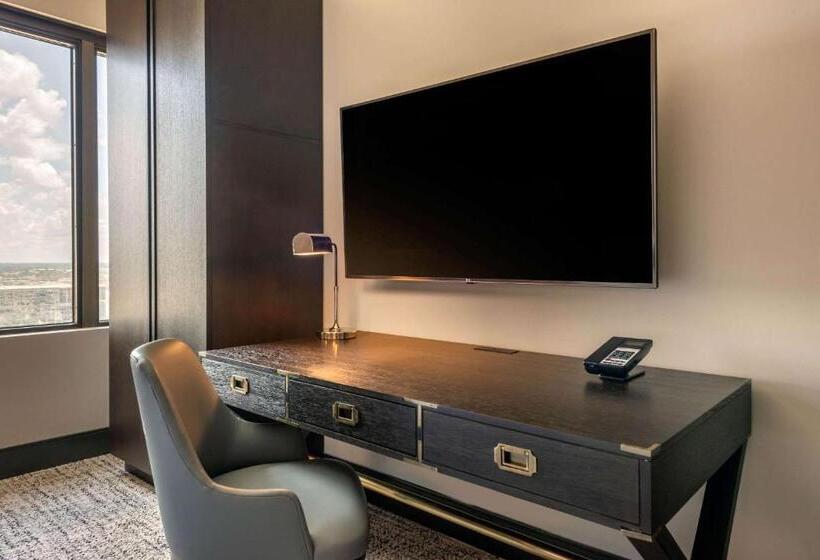 سوئیت برای معلولان, Cambria Hotel Houston Downtown Convention Center