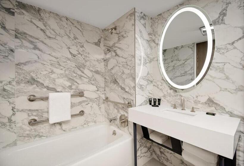 اتاق استاندارد با چشم‌انداز شهر, Hyatt Centric Midtown 5th Avenue New York