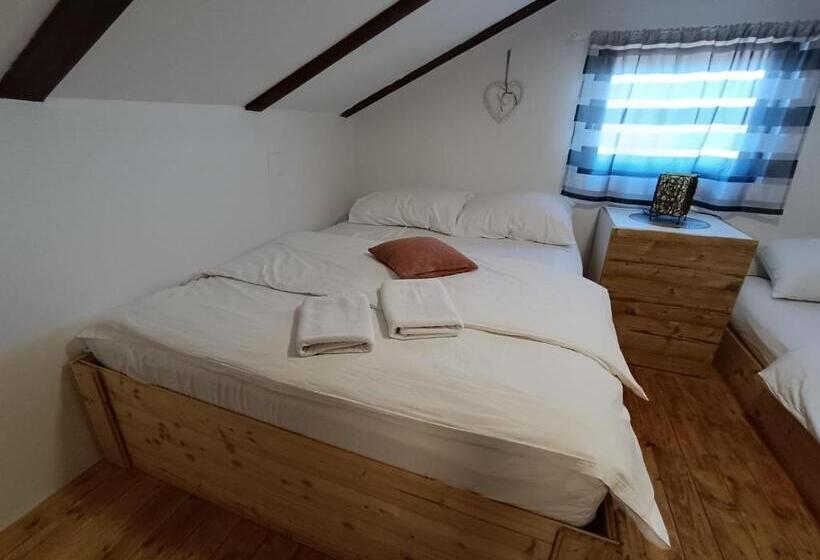 کابین, Guesthouse Stari Jasen