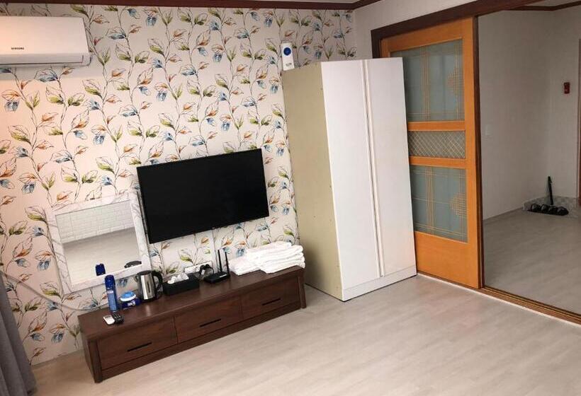 Семейный Номер Superior, Mangsang Beach Pension