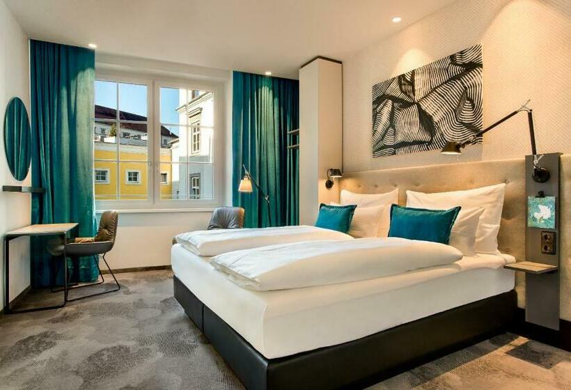 Стандартный Номер Кровать Кинг, Motel One Linz Hauptplatz