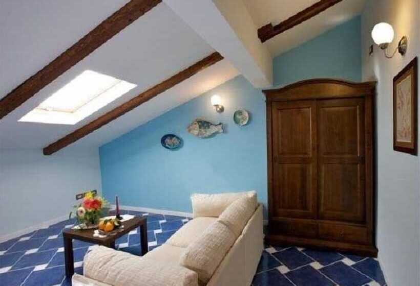 اتاق لوکس, La Casa Di Donn'amelia