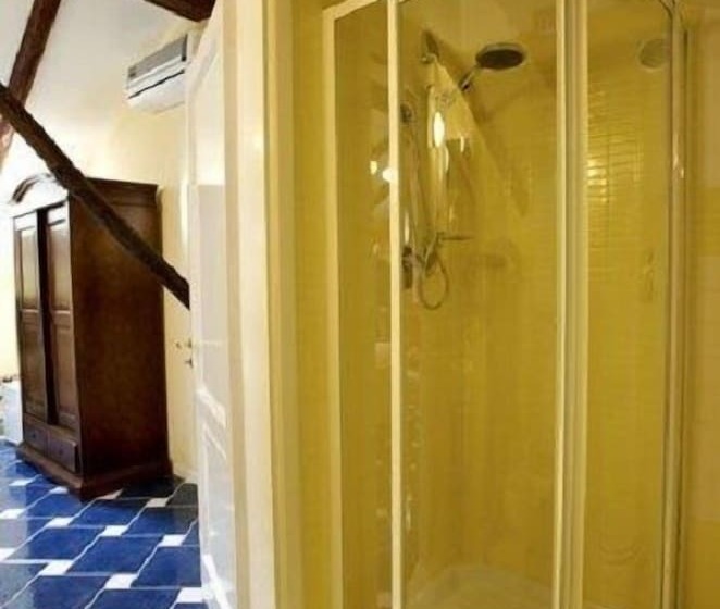 اتاق سوپریور, La Casa Di Donn'amelia