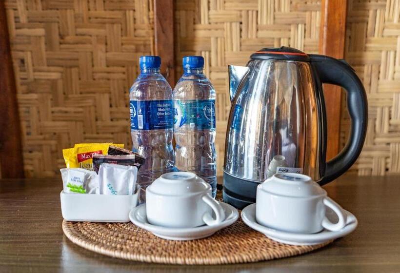 스탠다드 룸 킹사이즈 침대, Tiing Bali Guest House Kintamani
