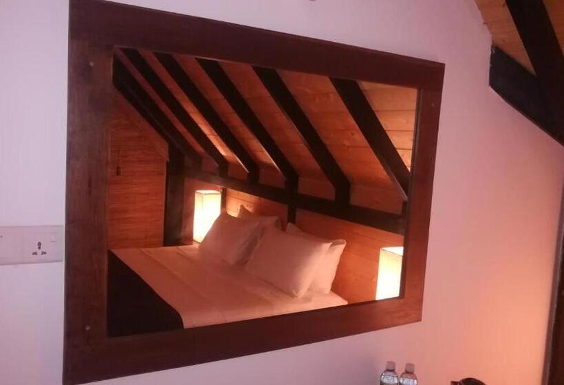 Superior Room, Go Go Green Resort