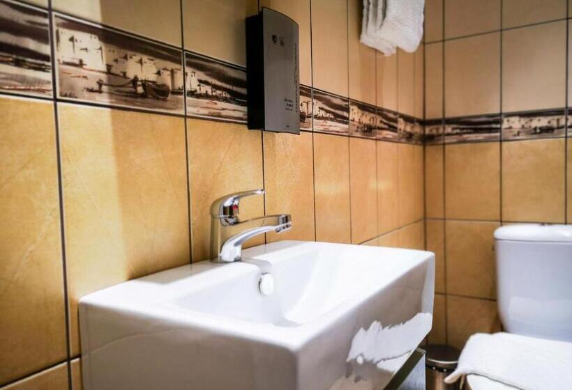 标准间, Best Western Plaza