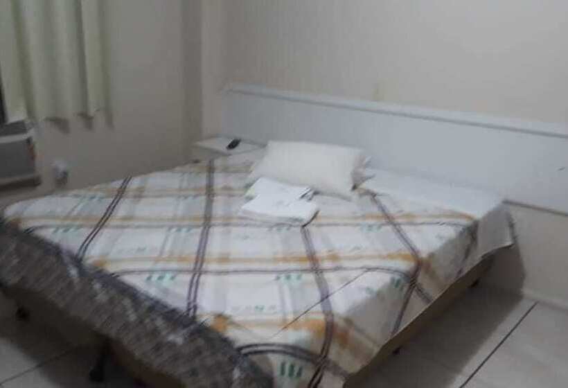 Номер Deluxe, Gravataí Express