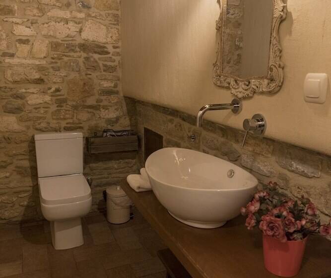 Номер Дюплекс, Paradosiako Saratsi   Traditional Guest House