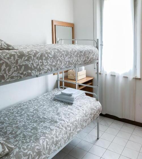 اتاق استاندارد چهار تخته, Alba B&b