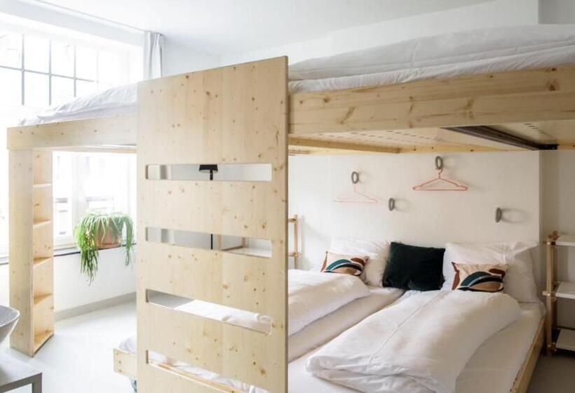 Семейный Номер, The Green Elephant Hostel & Spa