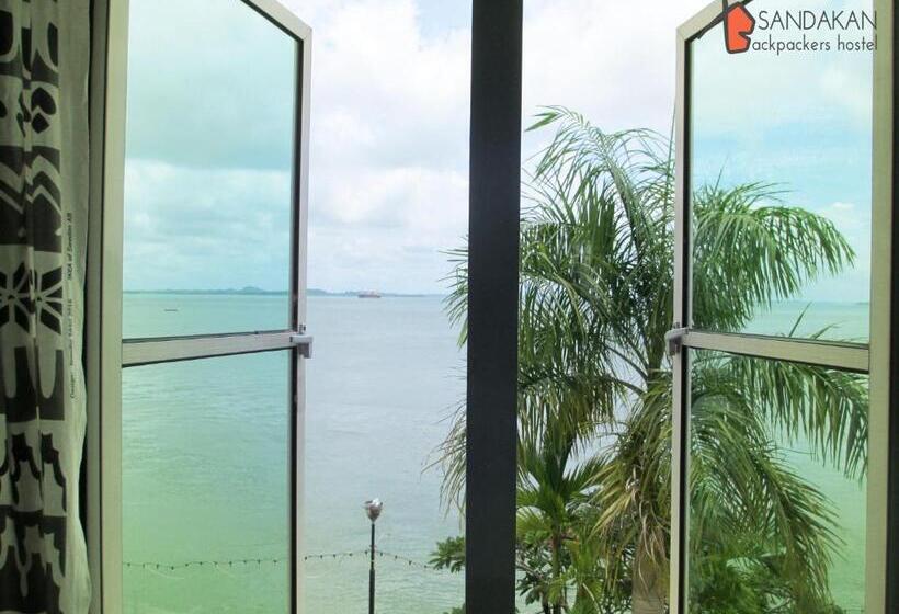 اتاق استاندارد با چشم‌انداز دریا, Sandakan Backpackers Hostel