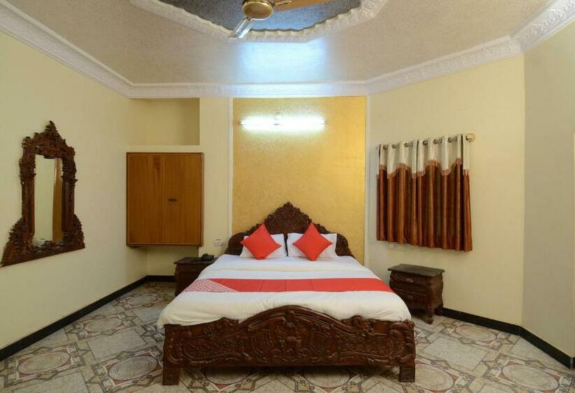 트리플 클래식 룸, Rani Bagh By Oyo Rooms