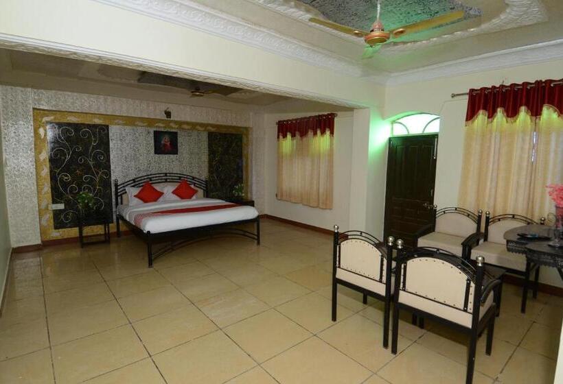 트리플 클래식 룸, Rani Bagh By Oyo Rooms
