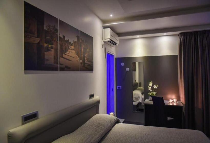Номер Стандарт с Балконом, Pompei Inn Ruins B&b Luxury Suite
