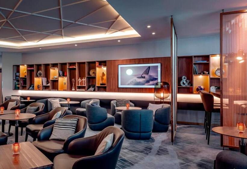 俱乐部客房, 湖景, Zurich Marriott
