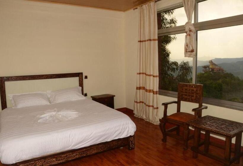 اتاق خانوادگی, Fikirandray Lodge