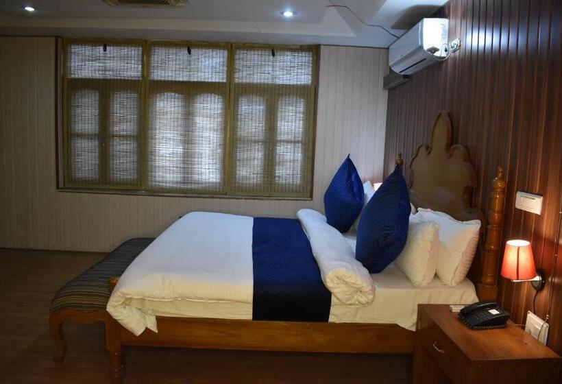 总统套房, Padmini Palace
