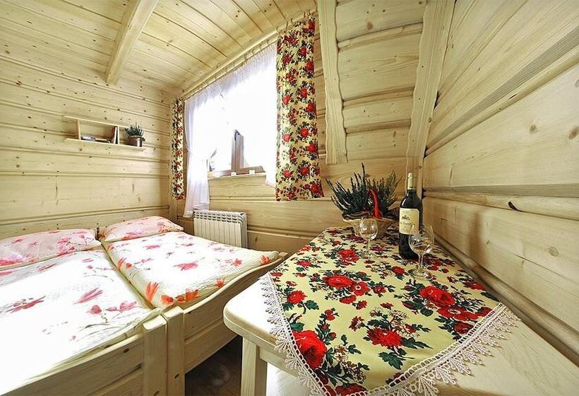 اتاق استاندارد چهار تخته, Willa U Gałów