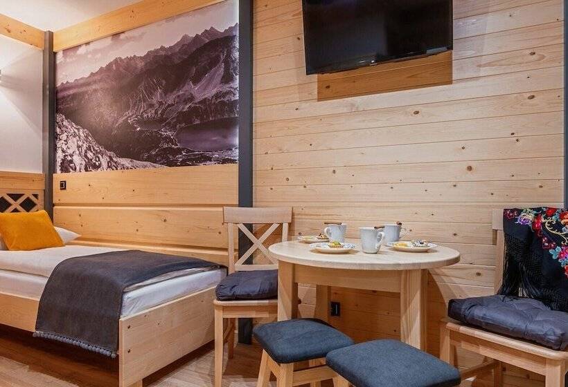Четырехместный Номер Deluxe, Willa U Gałów