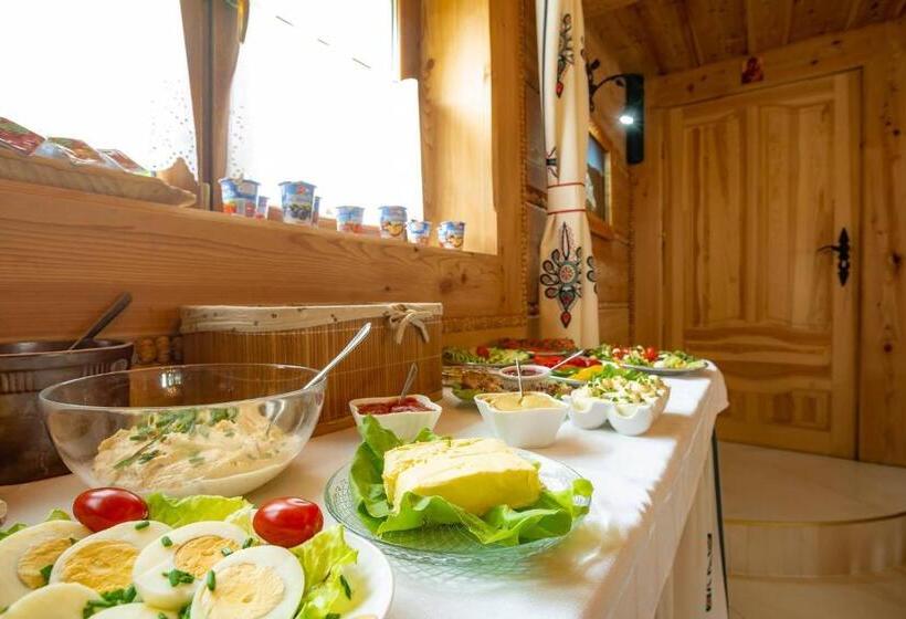 غرفة قياسية رباعية, Willa U Gałów