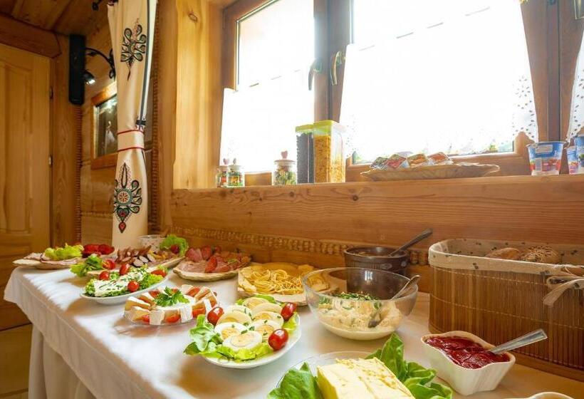غرفة قياسية رباعية, Willa U Gałów