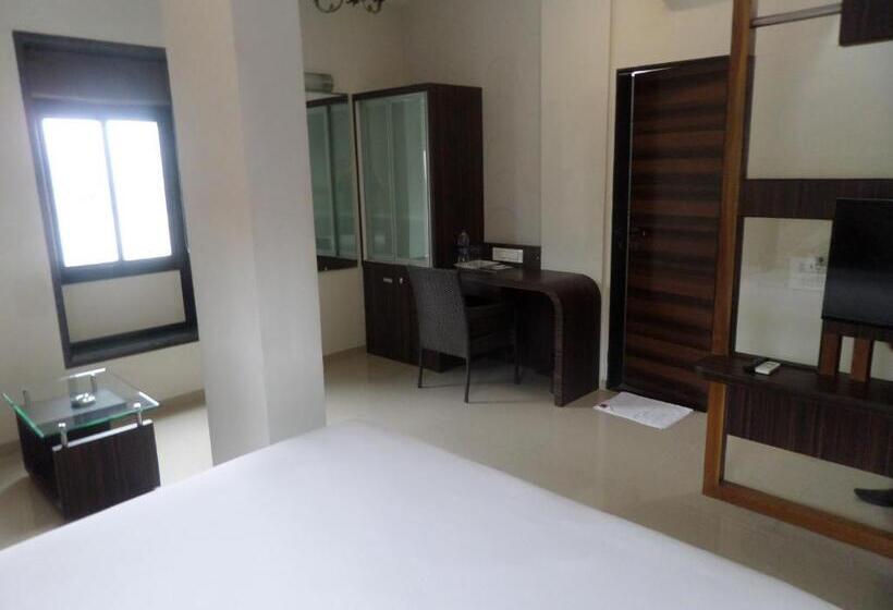 Номер Executive, Raj Palace