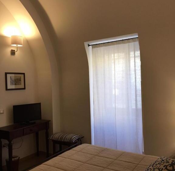 Номер Стандарт, B&b Macrina