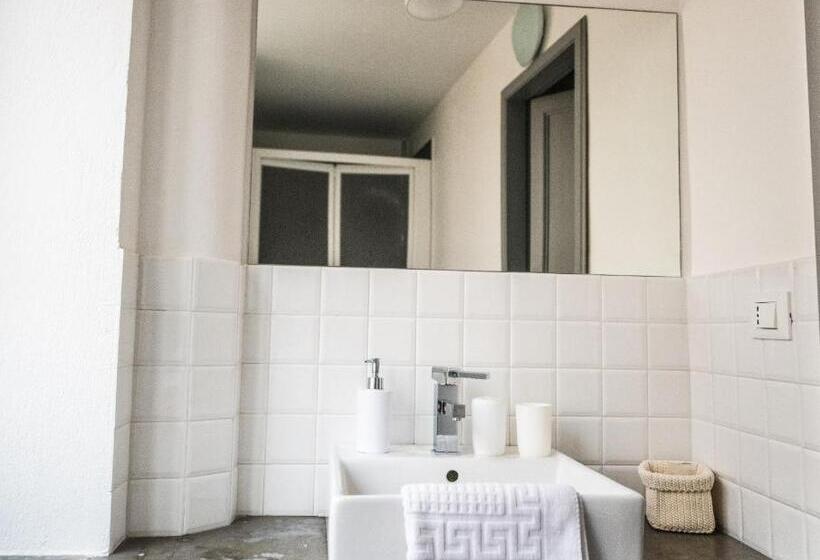 اتاق استاندارد سه نفره, B&b Barone Sieri Pepoli