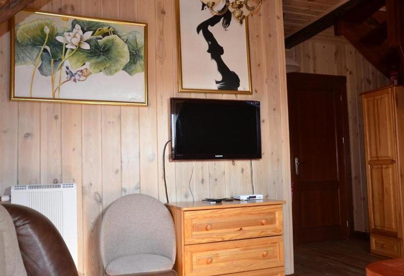 Family Suite, Dworek Mazurski Lizer