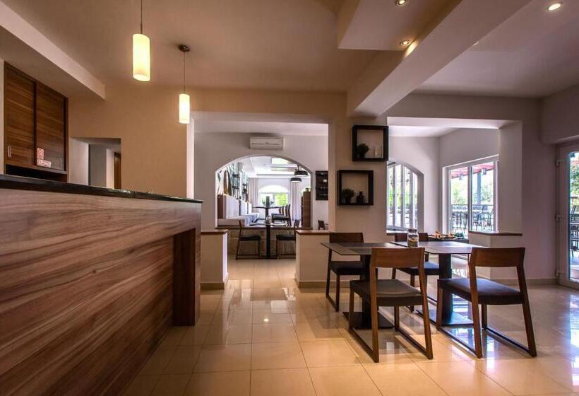 Семейный Номер, Luxury Suites Bellevue