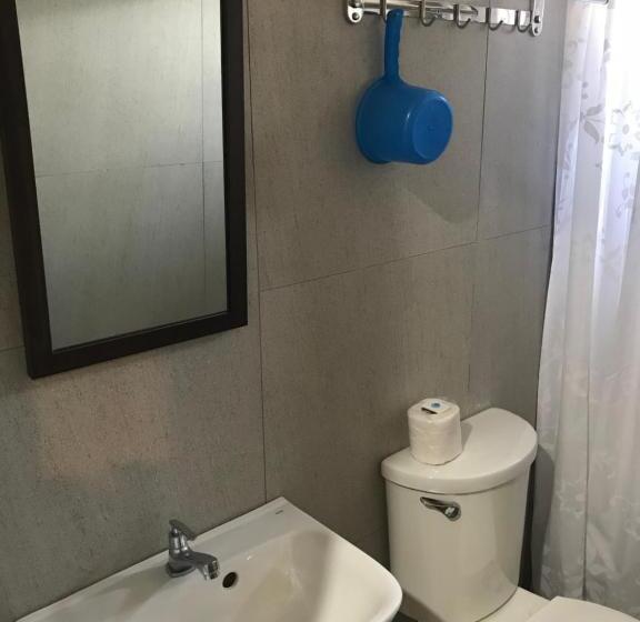 Семейный Номер, Seabreeze Beach Lodge