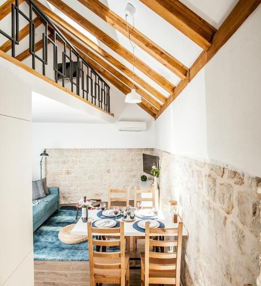 וילה בת 3 חדרי שינה, Villa Lucia