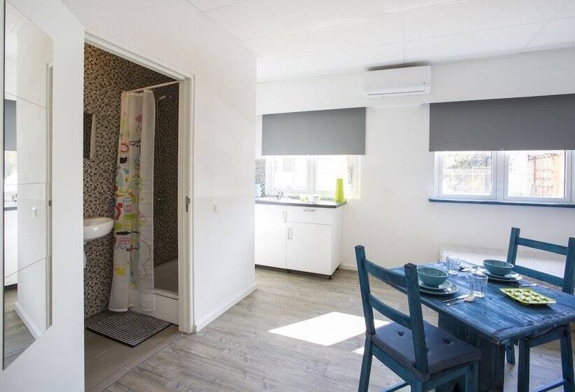 Standard Studio, Willemstad Resort