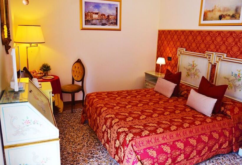 Номер Superior, Venice Lion Residence   Vespucci