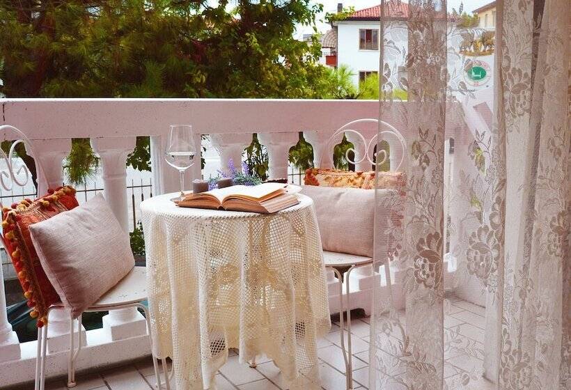Номер Стандарт Трехместный, Venice Lion Residence   Vespucci
