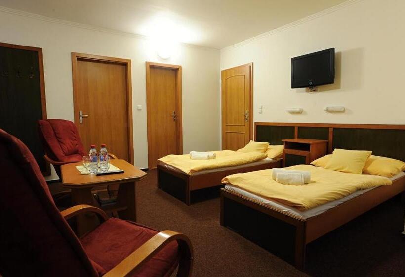 Семейное Студио, Wellness Penzion Jarmilka S Privátním Wellness