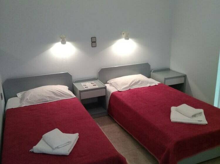 Студио Стандарт Вид на Горы, Sofia Apartments