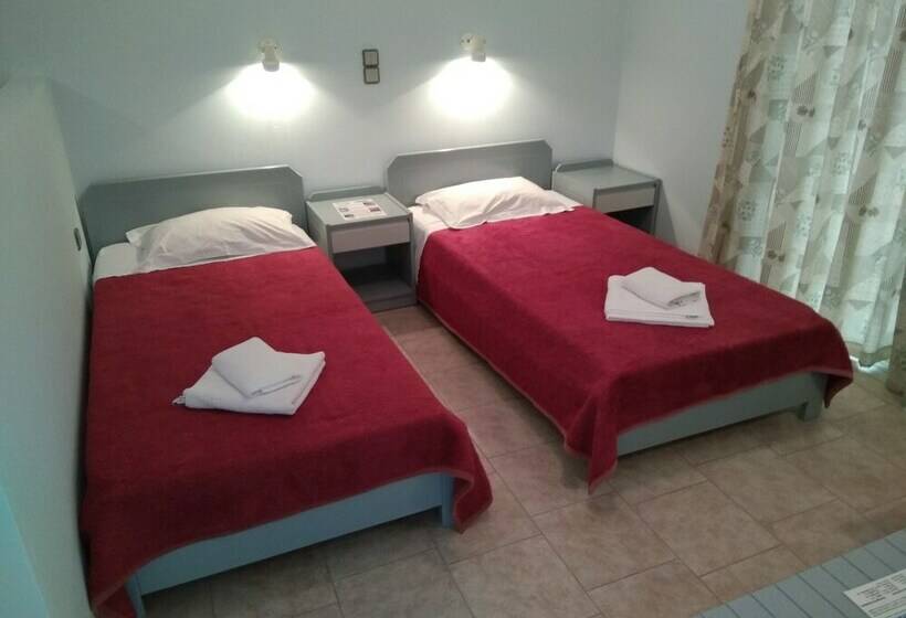 Студио Стандарт Вид на Горы, Sofia Apartments