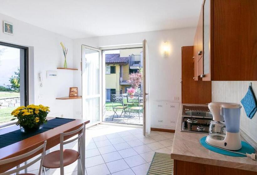 Апартаменты 2 Спальни, Residence La Collina
