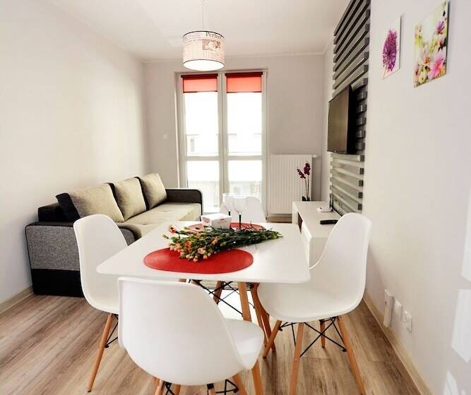 آپارتمان 1 خوابه, Golden Sun Apartments    Bursztynowe
