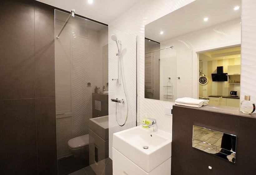 آپارتمان 1 خوابه, Golden Sun Apartments    Bursztynowe
