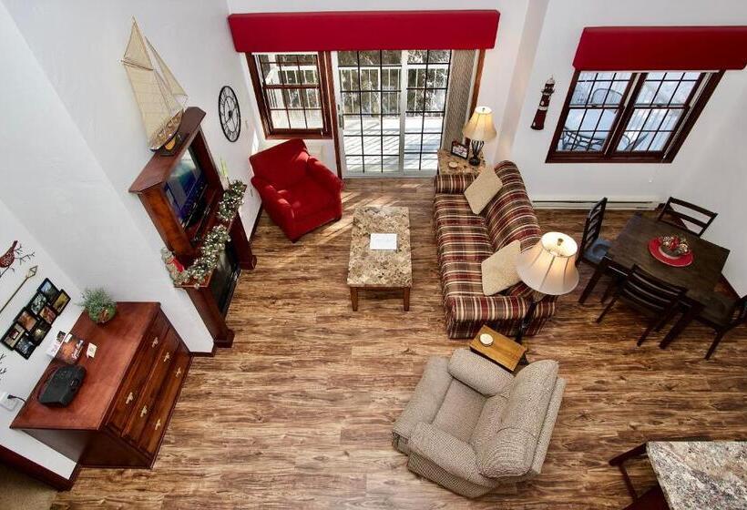 Люкс 2 Спальни, Baileys Harbor Yacht Club Resort