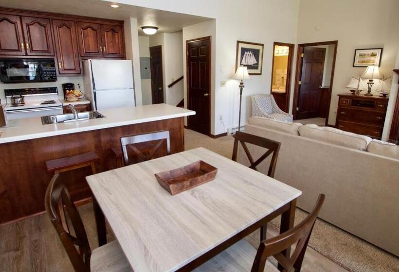 Люкс, Baileys Harbor Yacht Club Resort