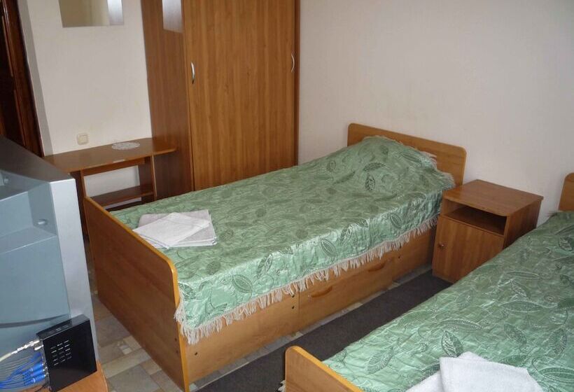 经济房, Gostiny Dvor Hotel   Hostel