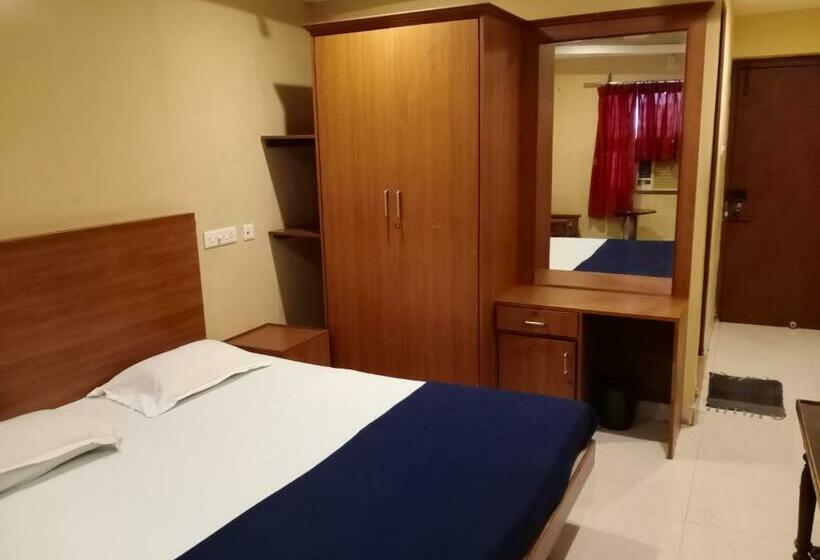 اتاق اکونومی, Soorya International