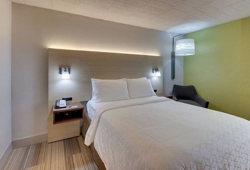 Люкс Адаптированный для Инвалидов, Holiday Inn Express Pittston  Scranton Airport, An Ihg