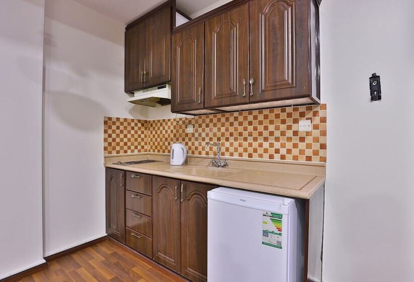 דירת חדר, Oyo 288 Diafati Residential Units